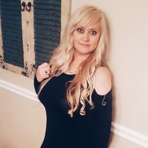 Meet your Posher, Alisha